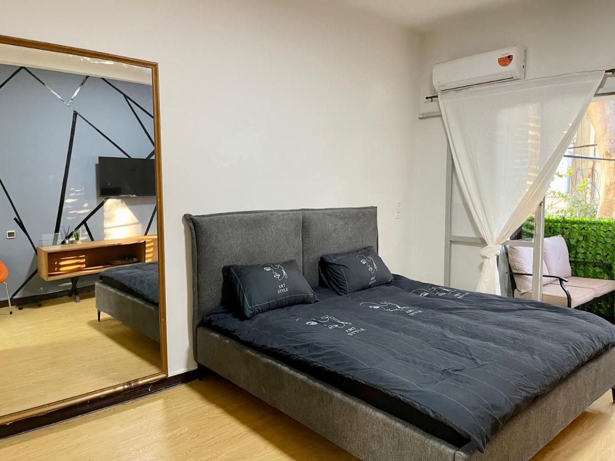 Bat Galim - Mirror Apartment By The Beach Haifa Esterno foto